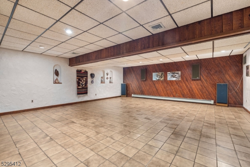 32 Apache Rd