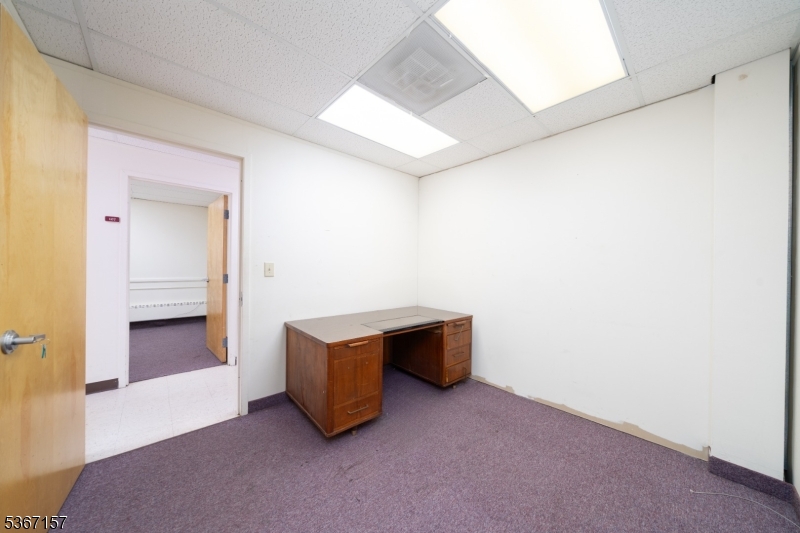 37 Evergreen Pl