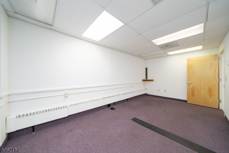 37 Evergreen Pl