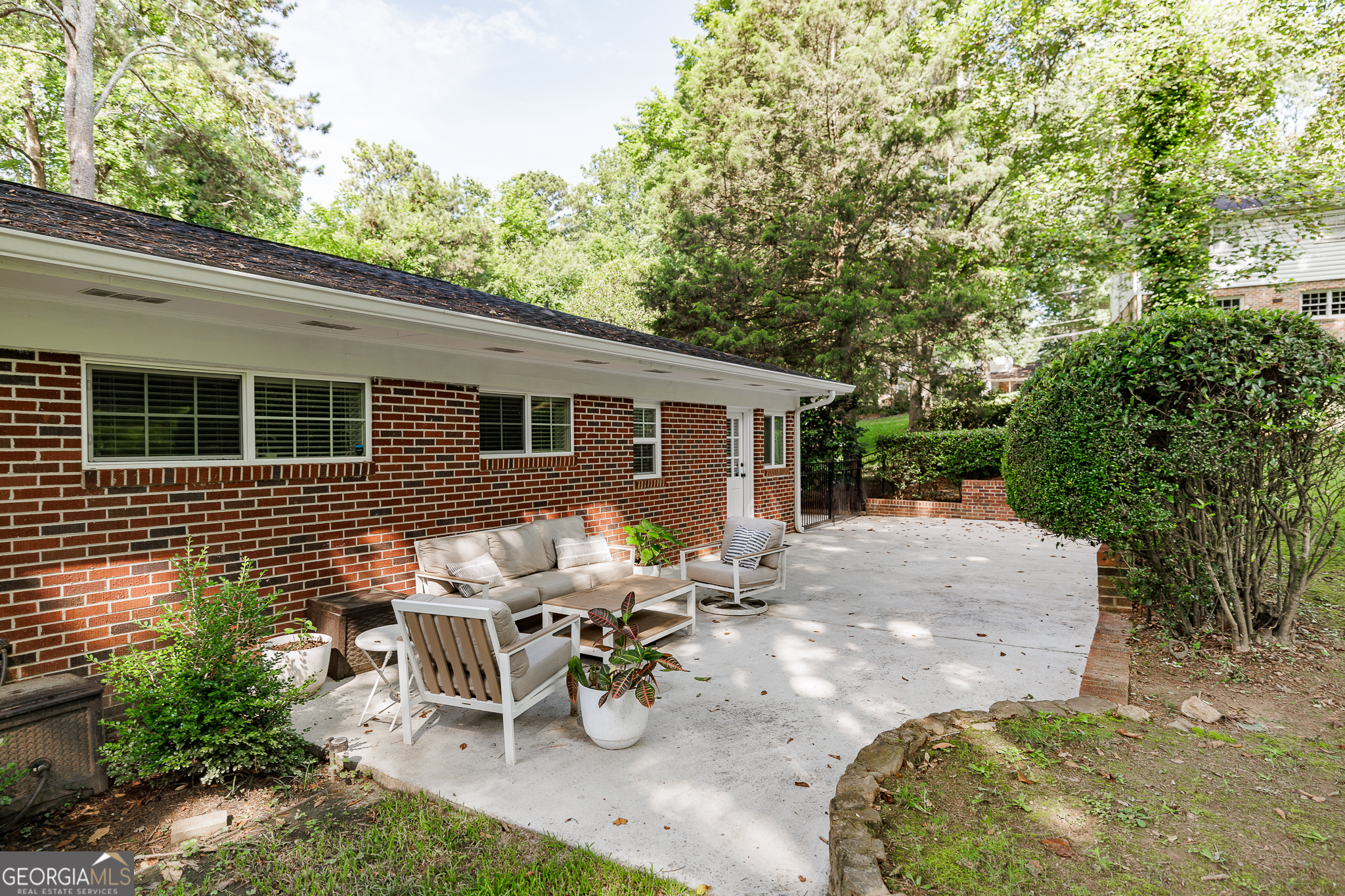 225 Riverside Drive