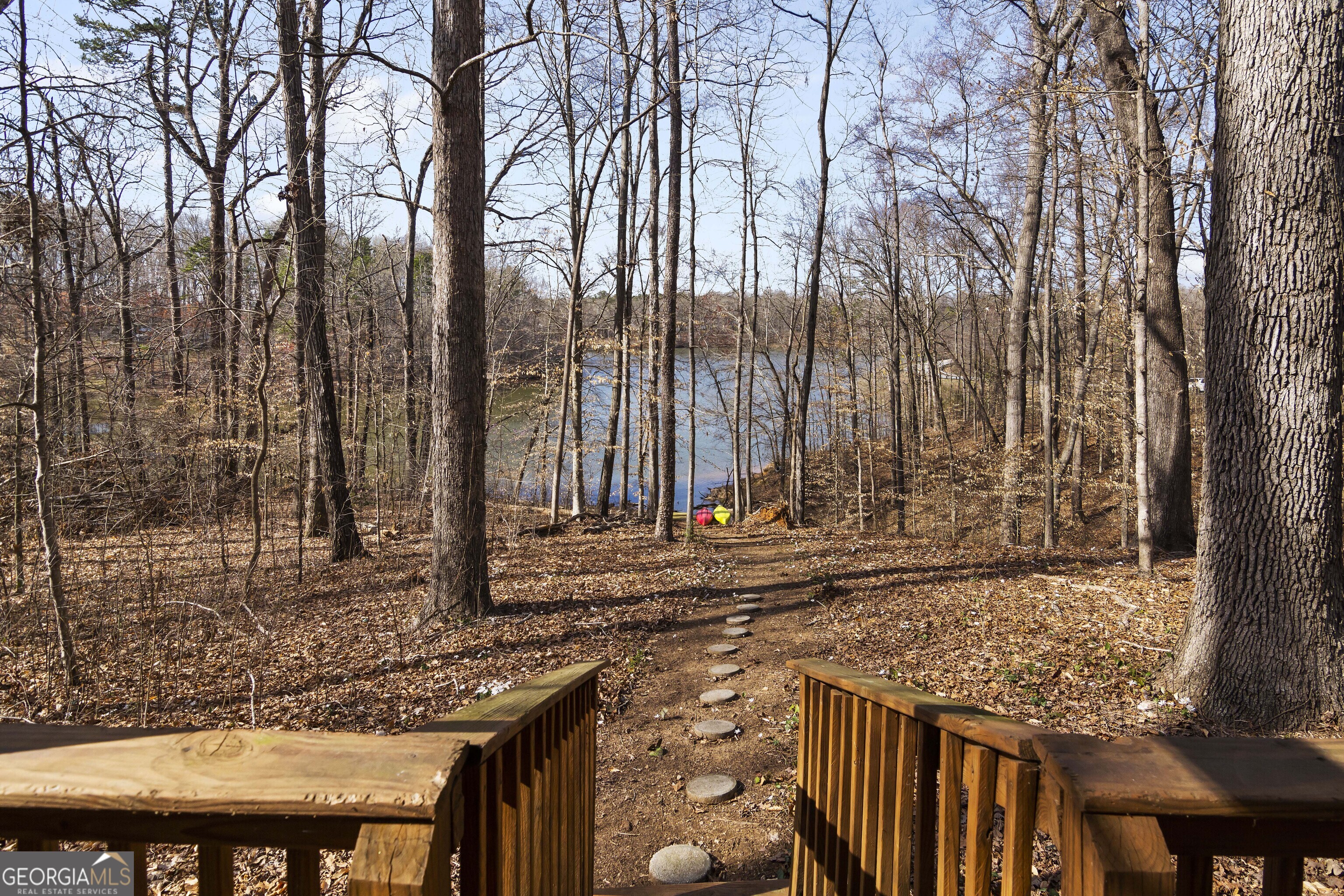 78 View Point Place