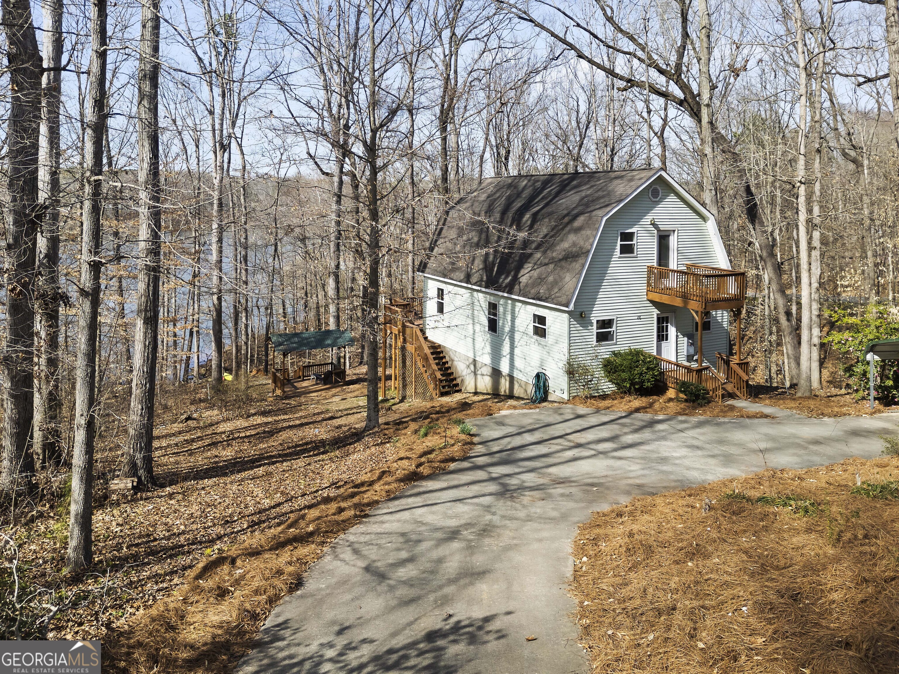 78 View Point Place