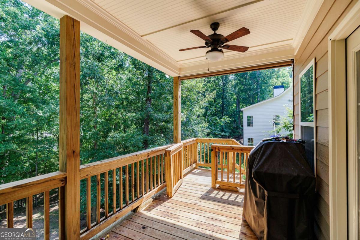 283 Lake Vista Way