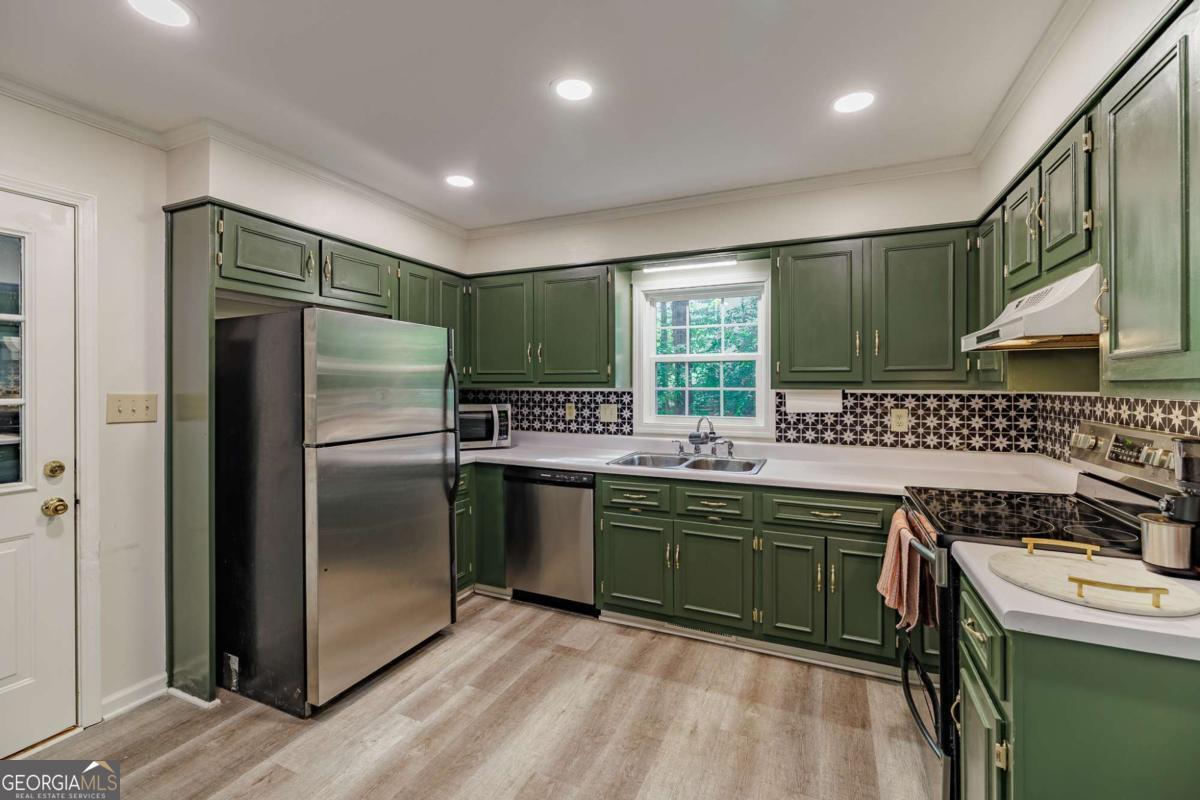 150 Breckenridge Lane