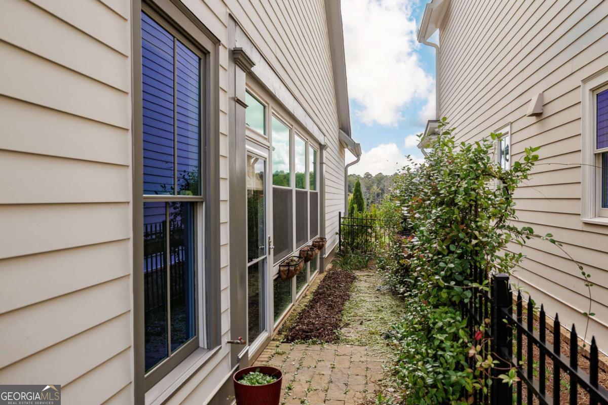 24 Lakewood Park Court