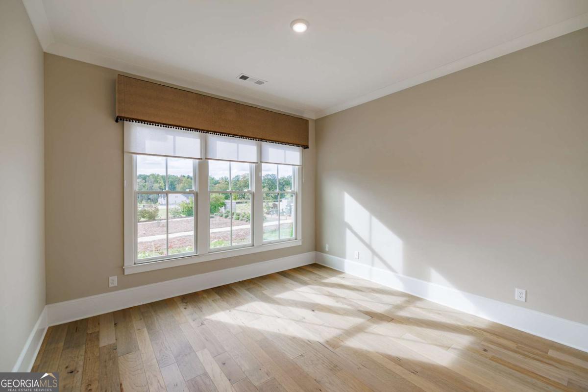 24 Lakewood Park Court