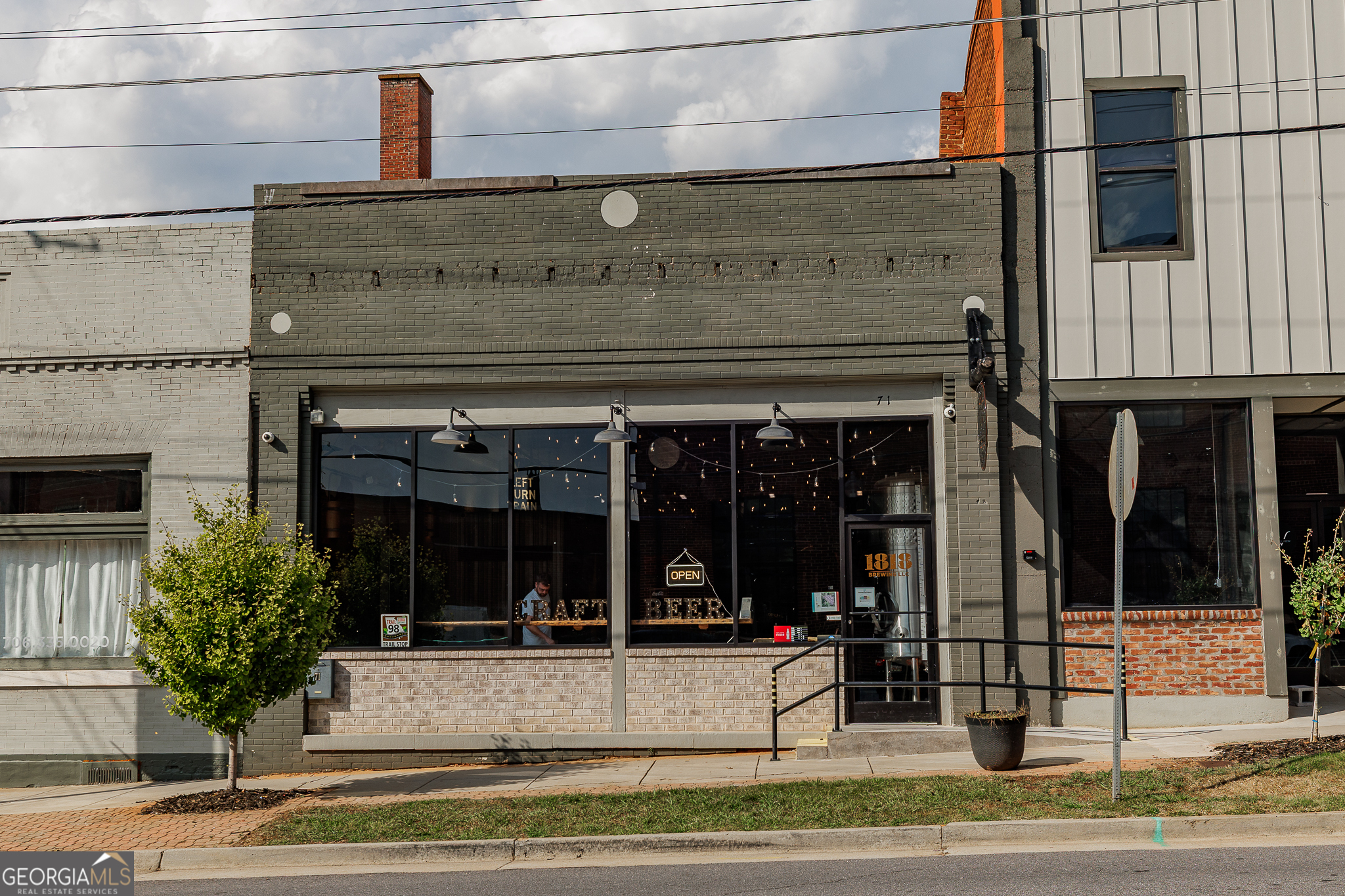 174 Cherry Street