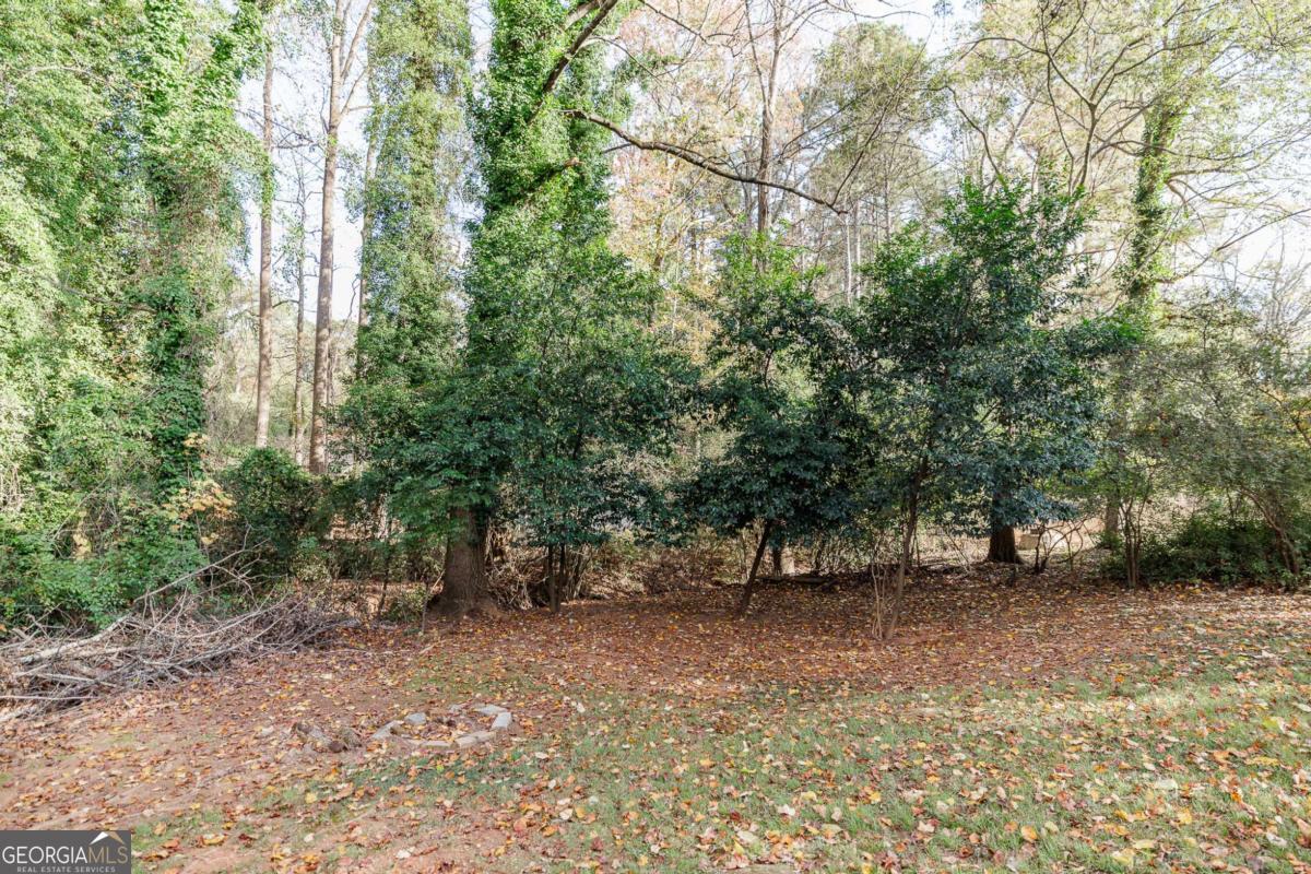 400 Greencrest Drive