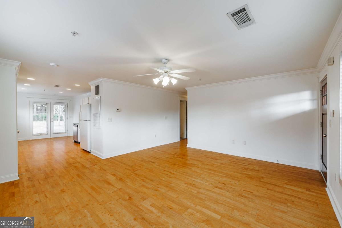 1035 Barnett Shoals Road # 1010