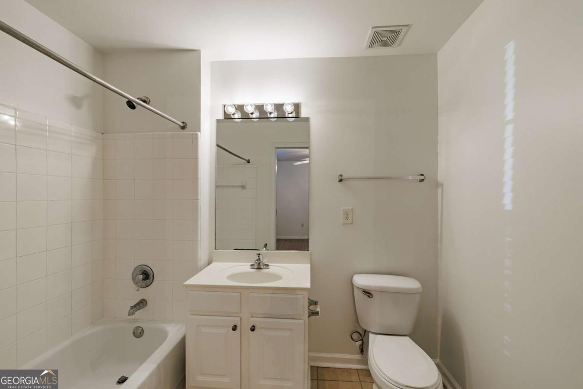 1035 Barnett Shoals Road # 1010