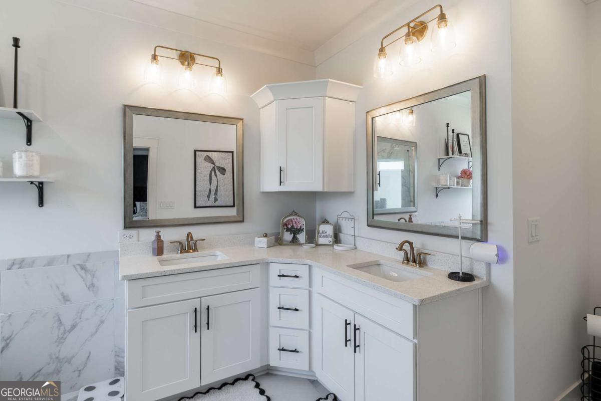 105 Red Bluff Drive