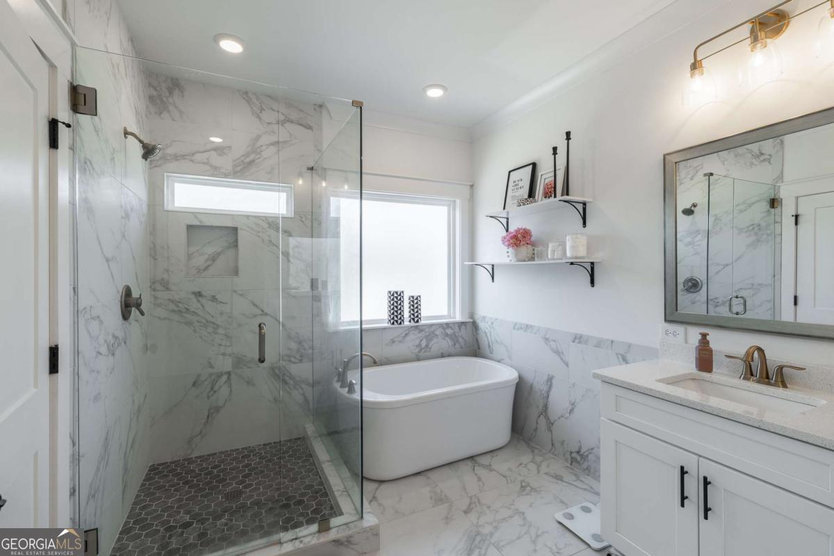 105 Red Bluff Drive