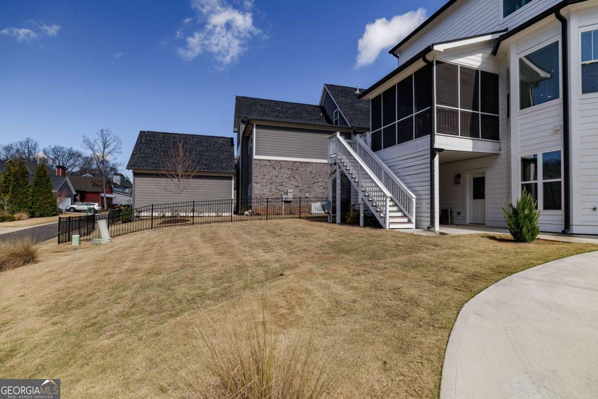 105 Red Bluff Drive