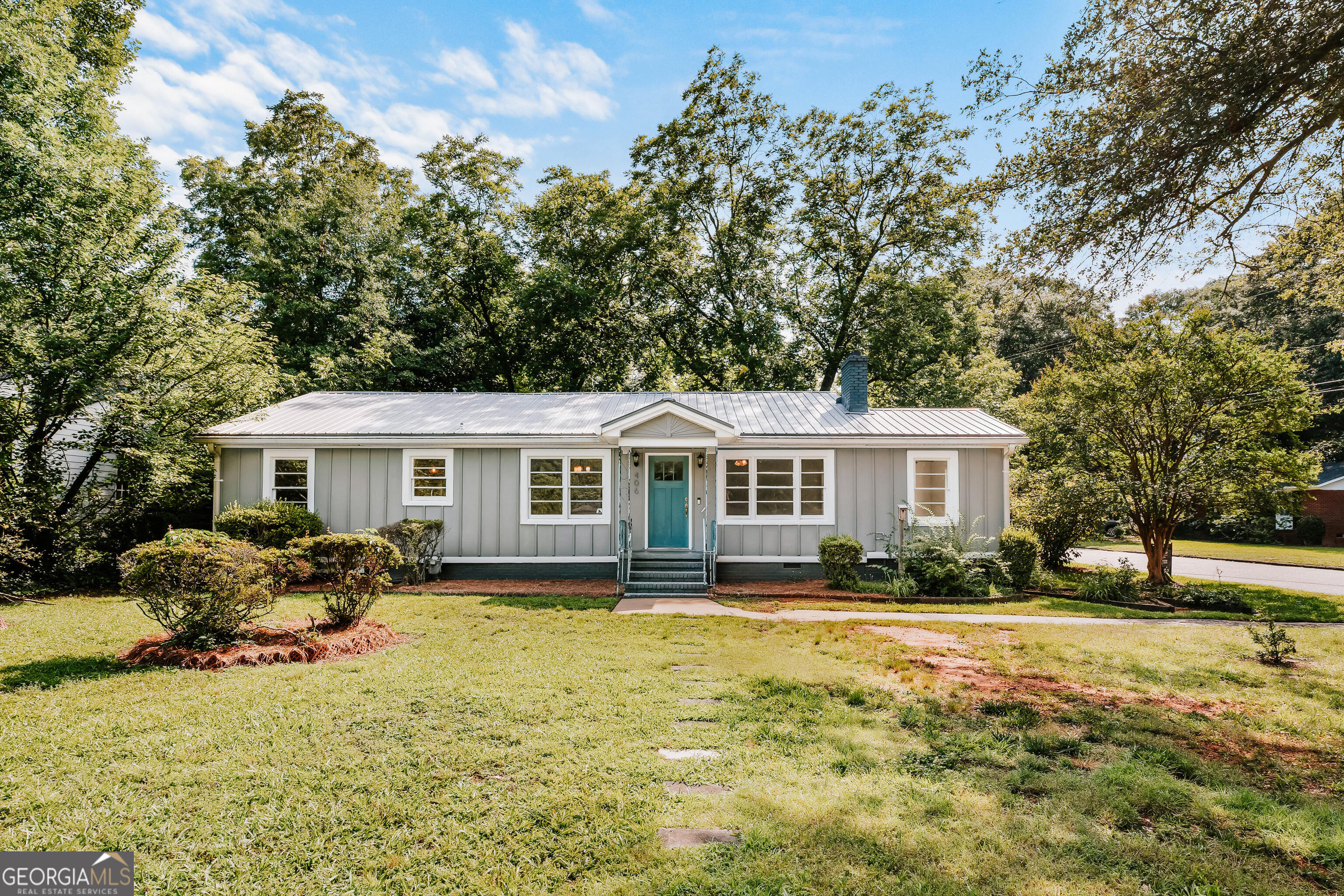 406 Sunset Drive