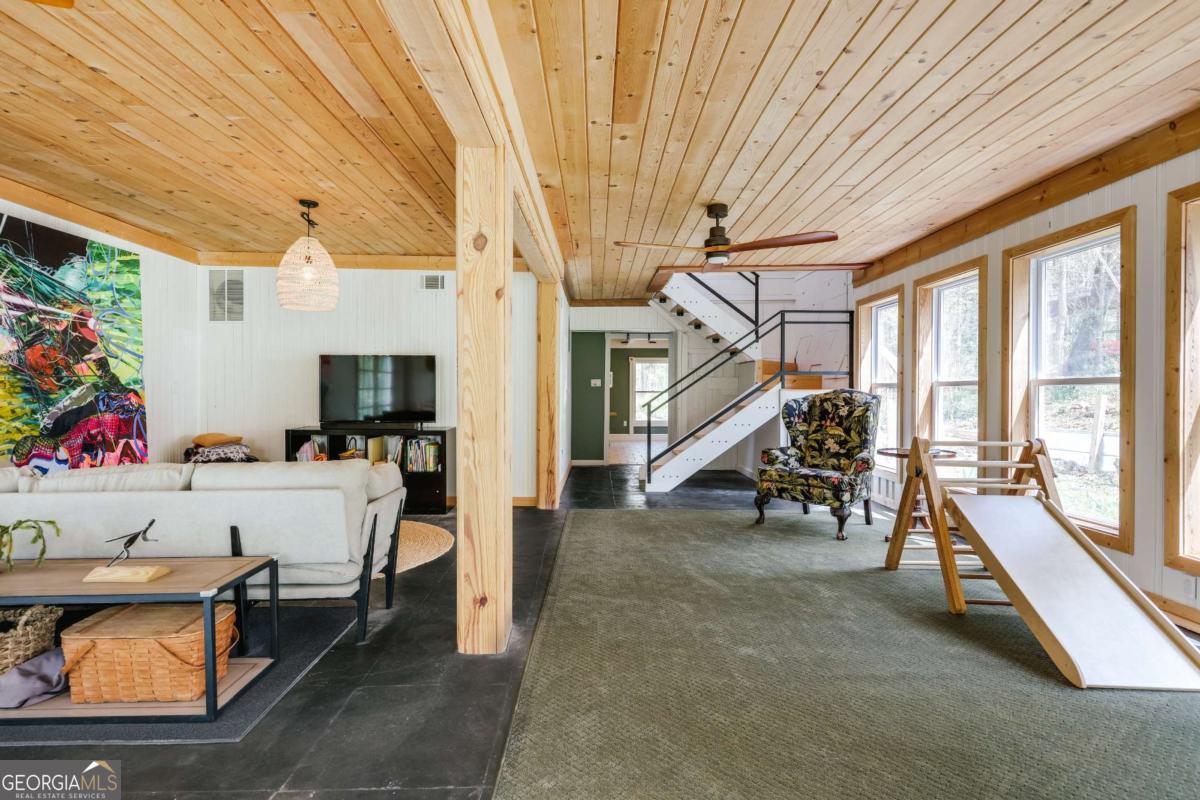 2866 Booger Hill Road