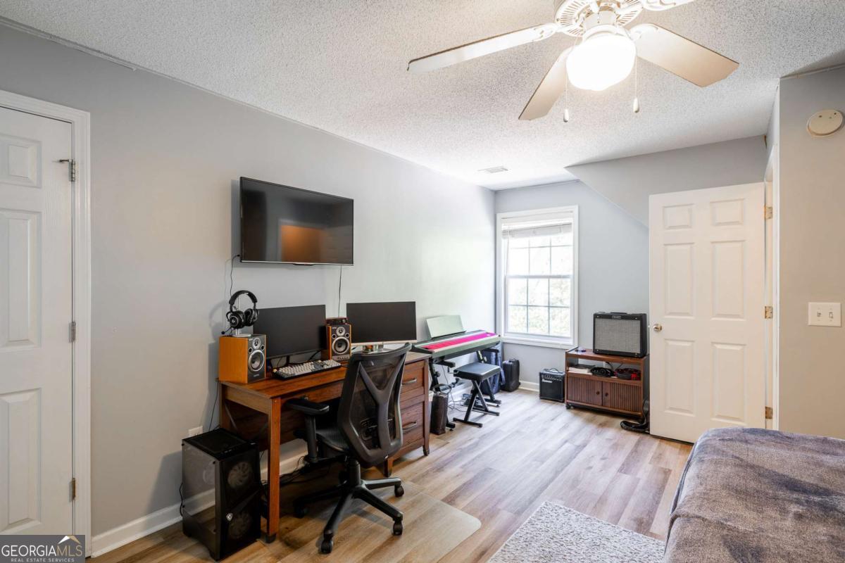 1305 Cedar Shoals Drive # 201