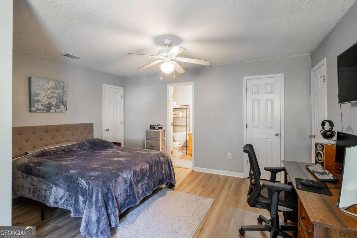 1305 Cedar Shoals Drive # 201