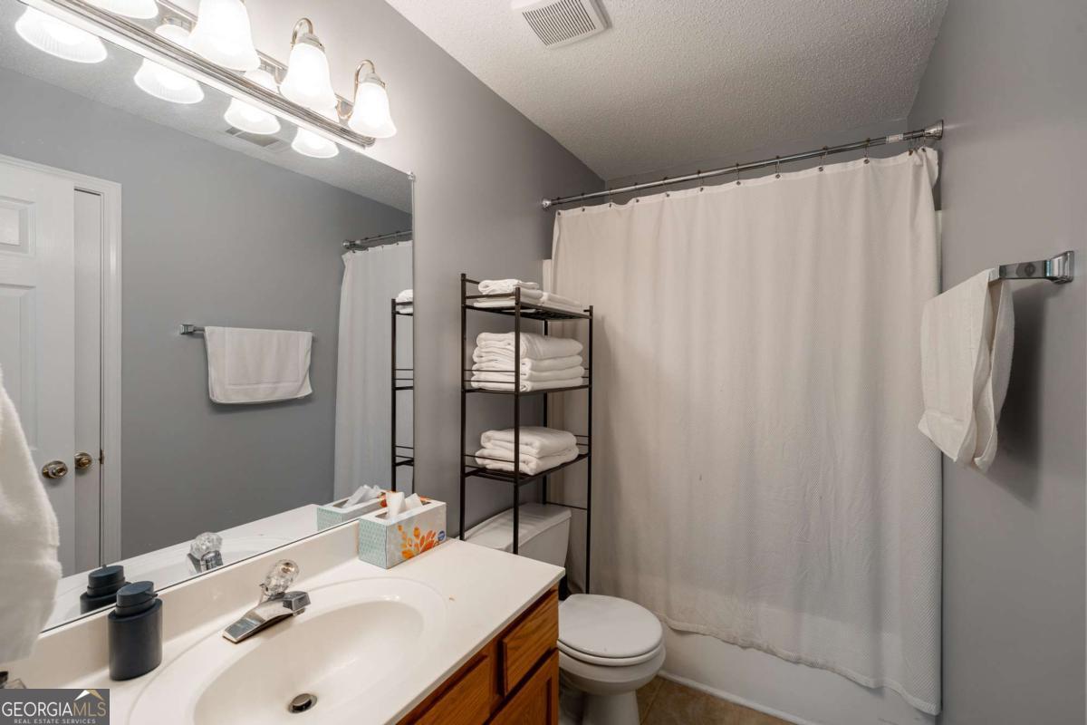 1305 Cedar Shoals Drive # 201