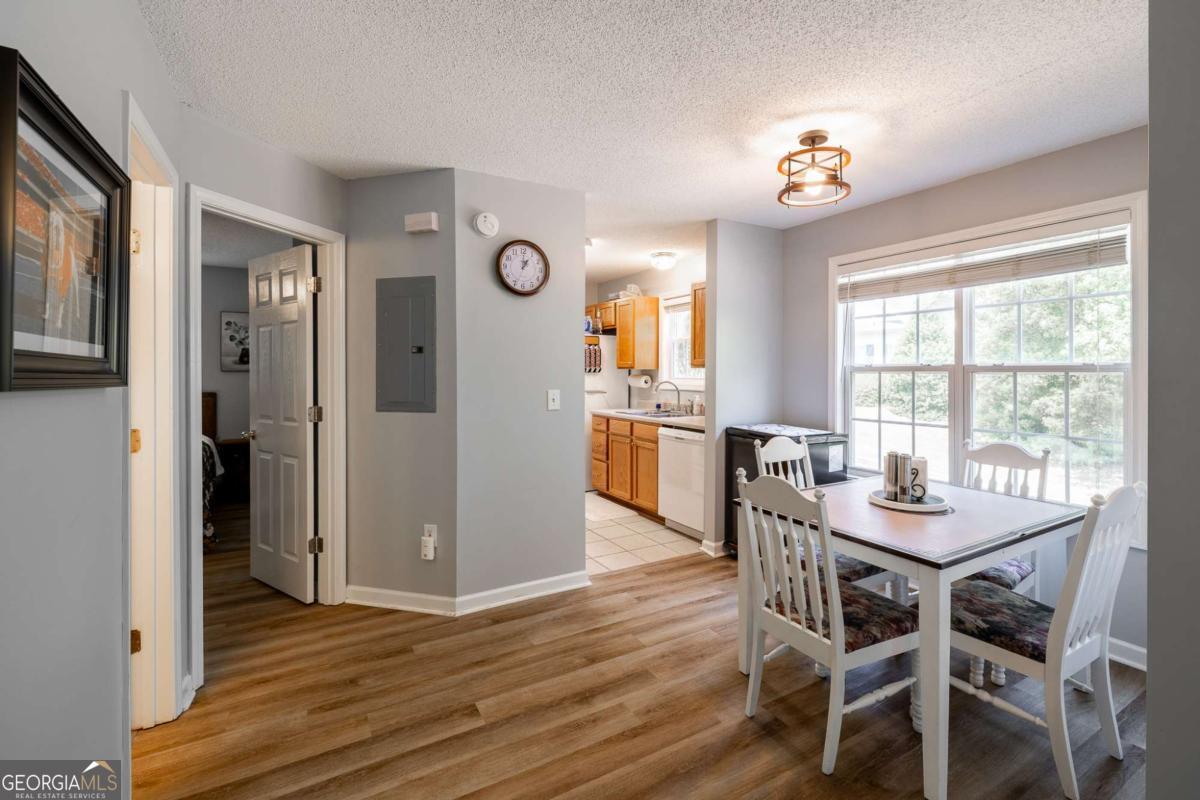 1305 Cedar Shoals Drive # 201