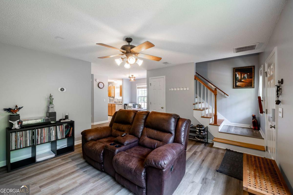 1305 Cedar Shoals Drive # 201