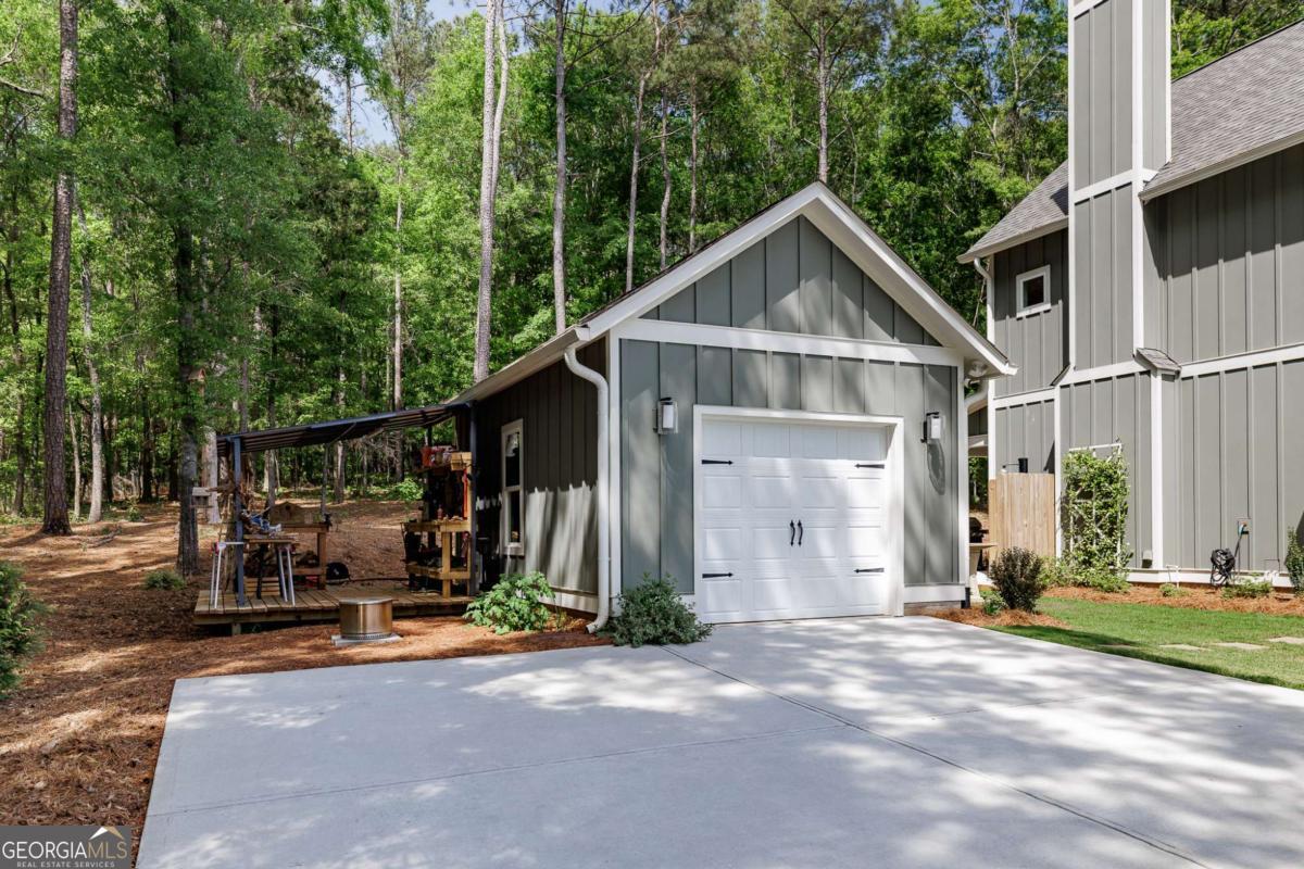 4085 Barnett Shoals Road