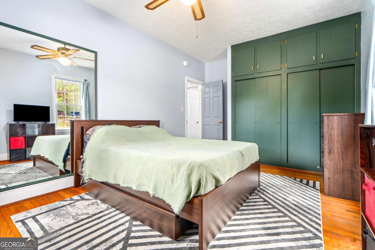 1009 College Station Road