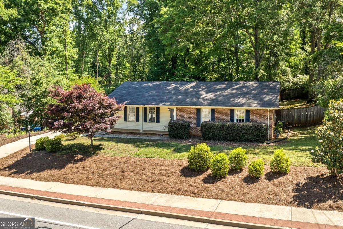 1009 College Station Road