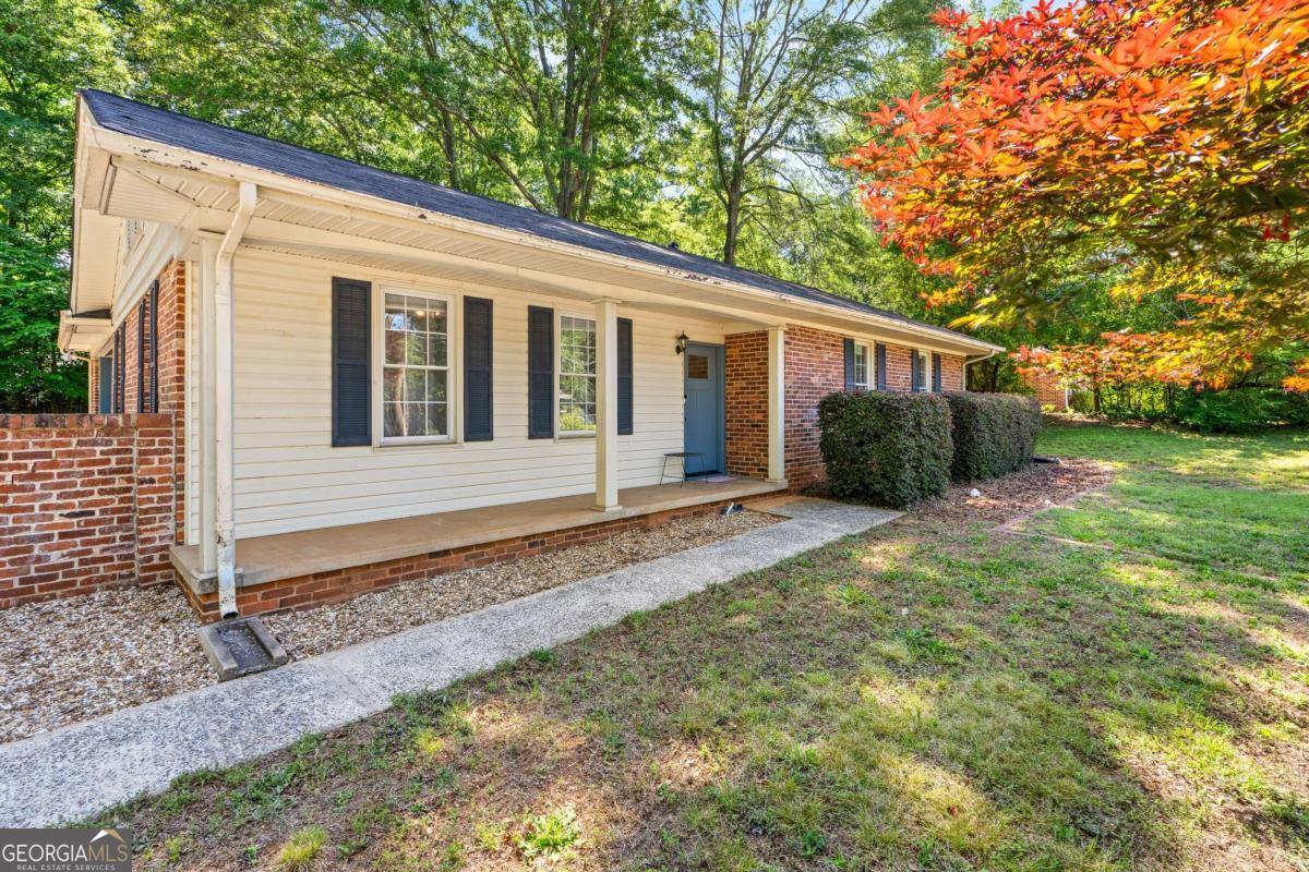 1009 College Station Road