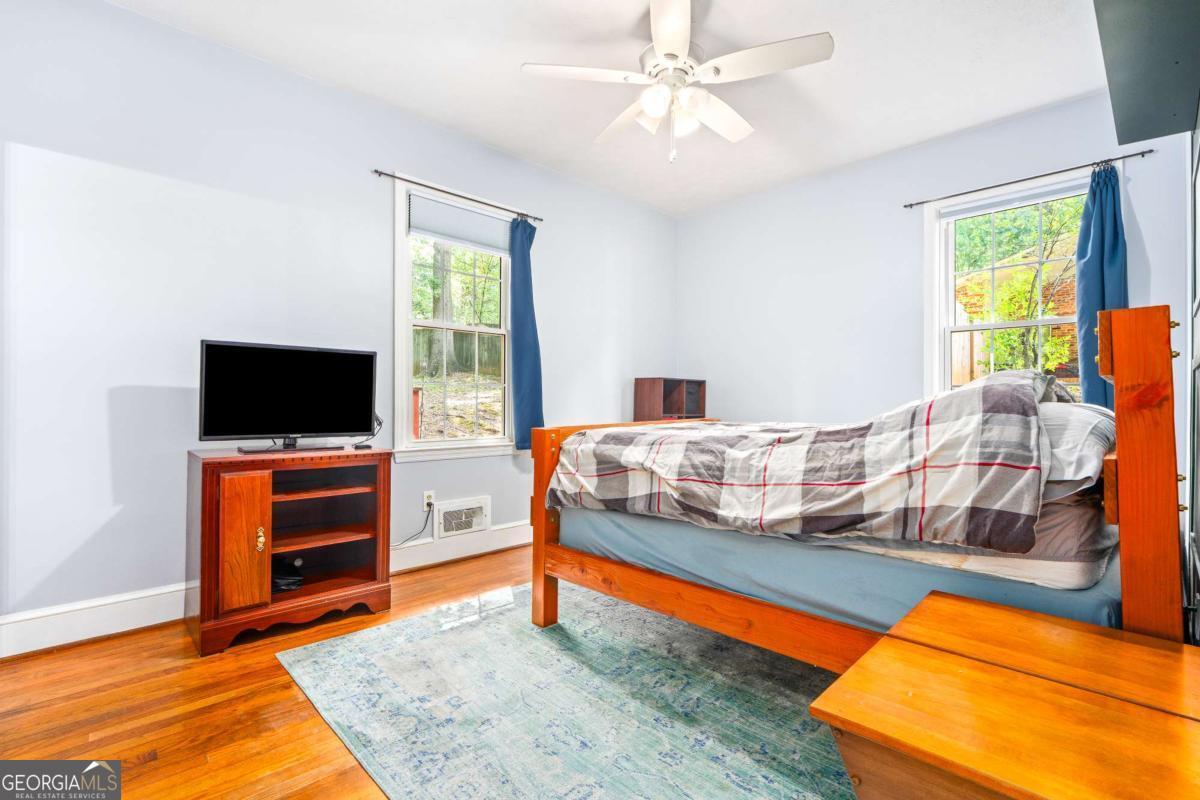 1009 College Station Road