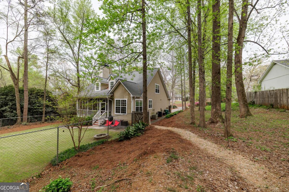 171 Rivercliff Drive