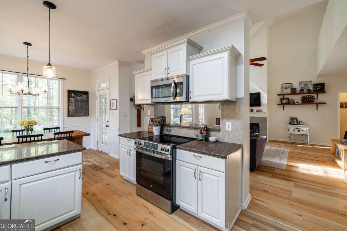 171 Rivercliff Drive