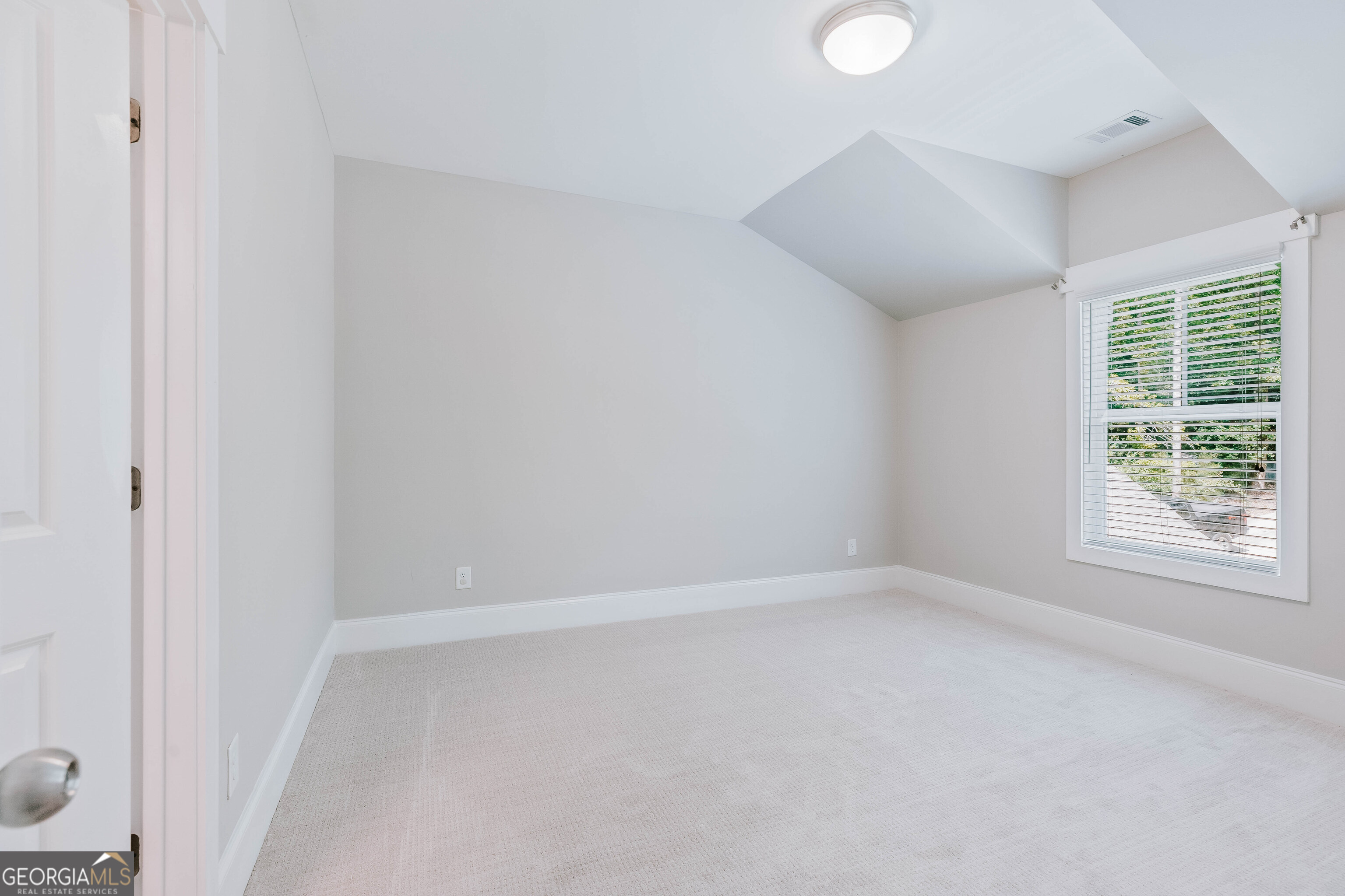 105 Inverness Road