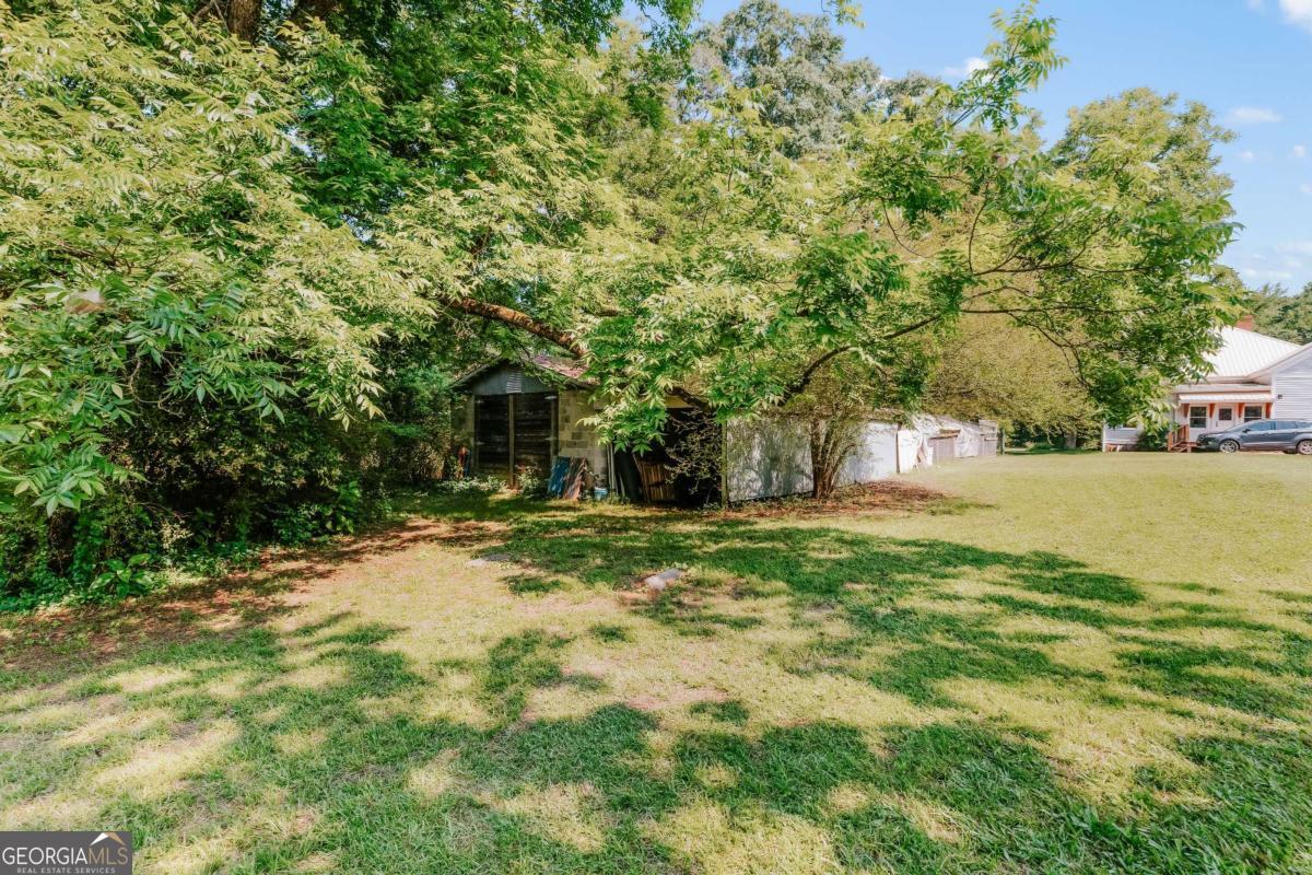 670 Railroad Avenue