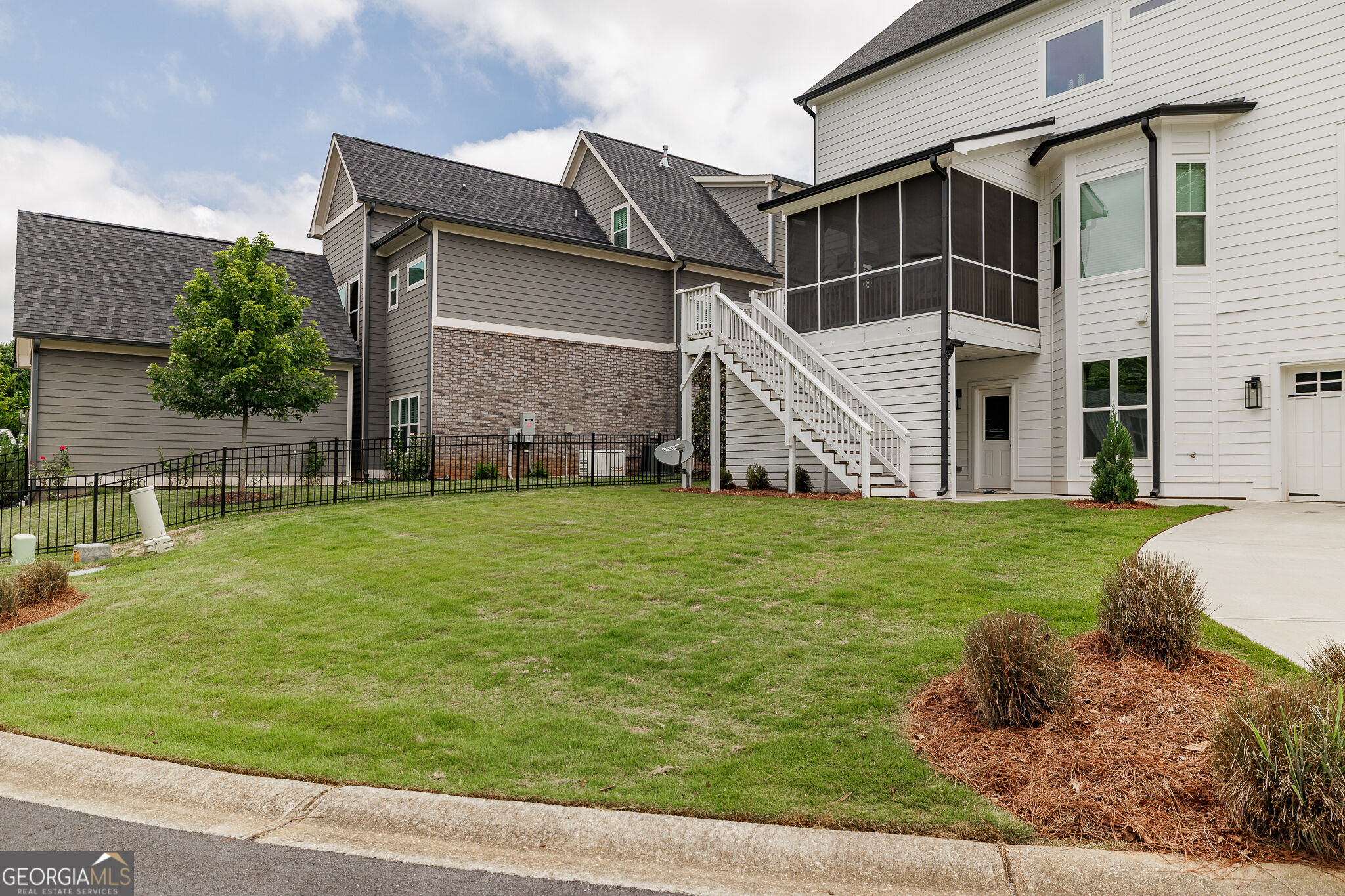 105 Red Bluff Drive