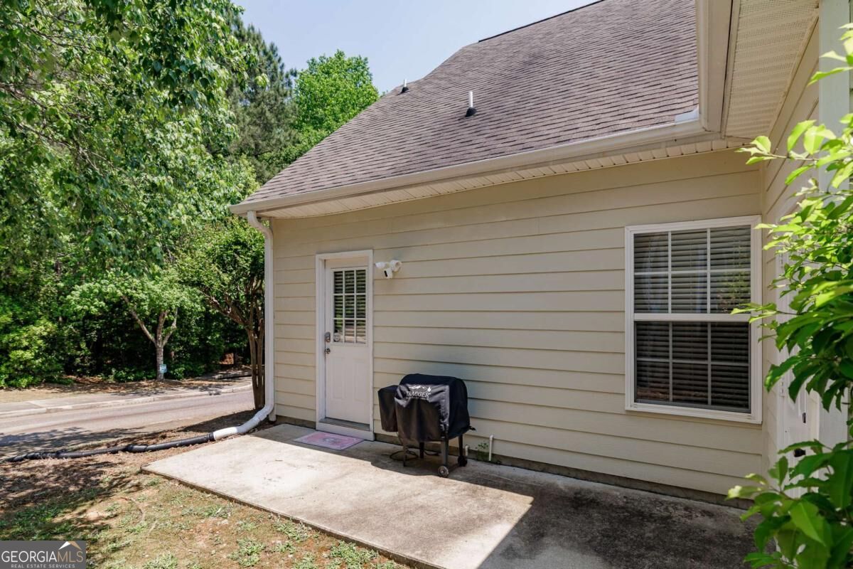 1305 Cedar Shoals Drive # 201