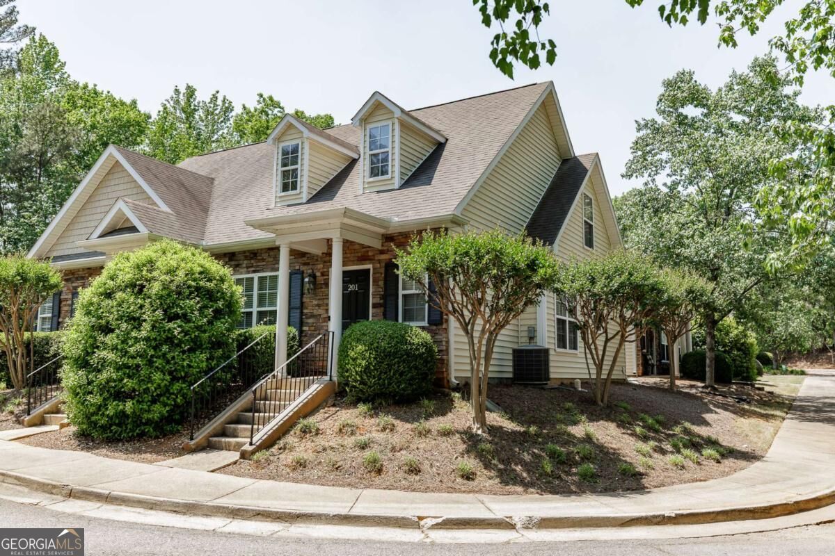 1305 Cedar Shoals Drive # 201