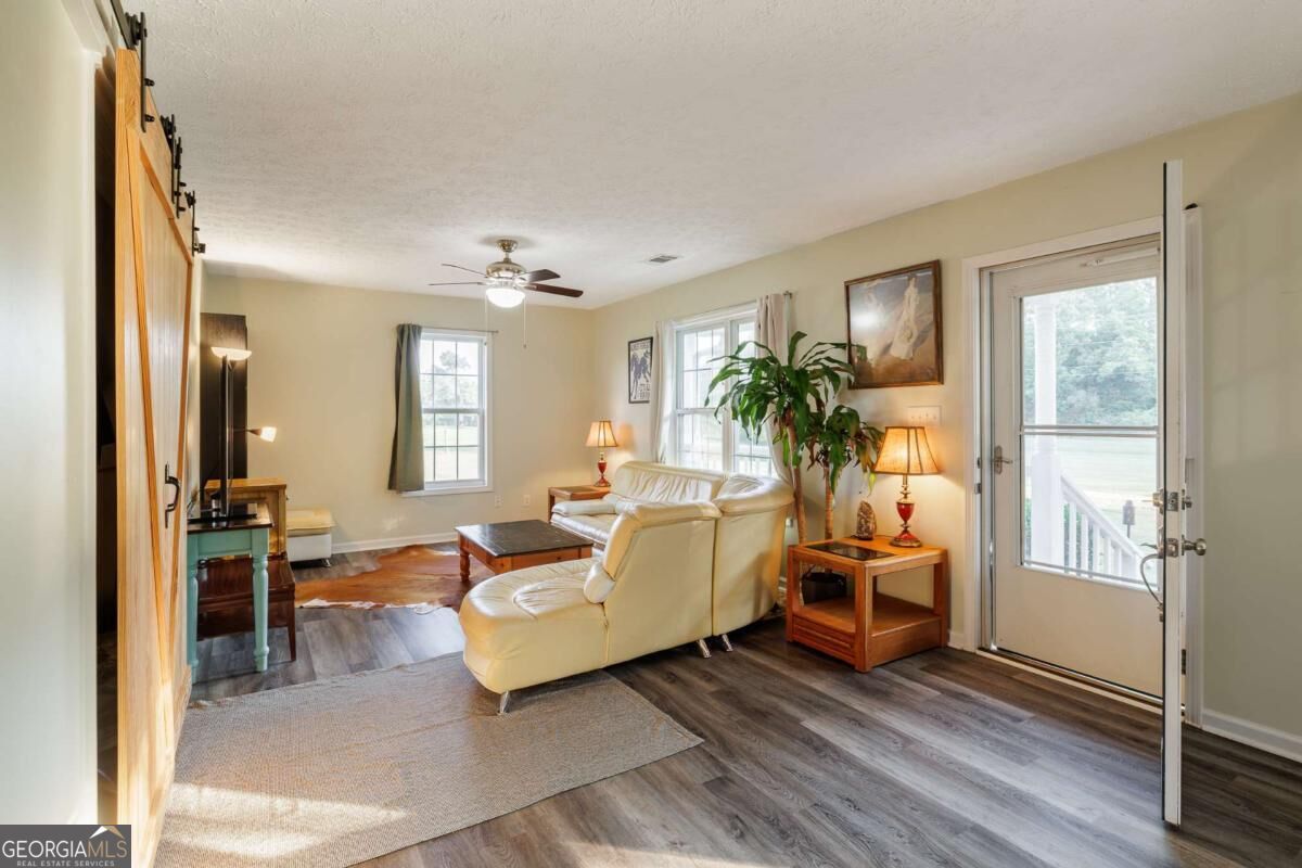984 Arnoldsville Road