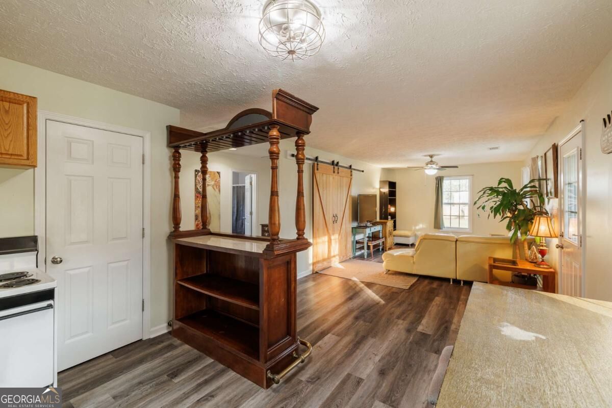 984 Arnoldsville Road