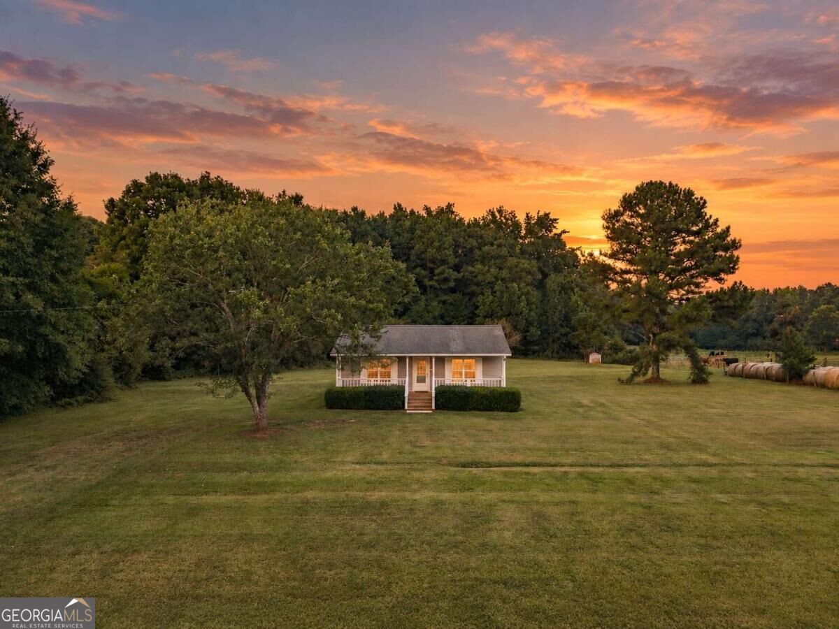 984 Arnoldsville Road