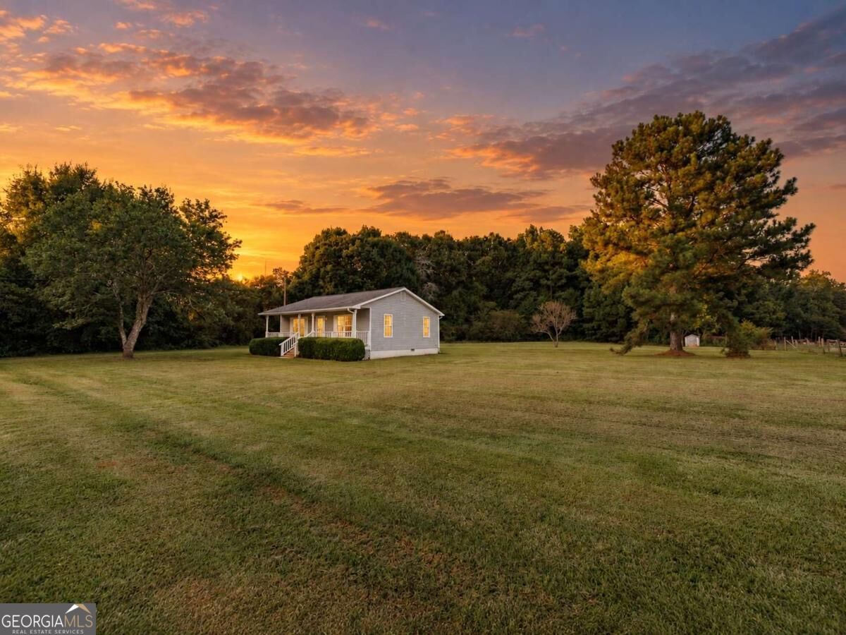 984 Arnoldsville Road