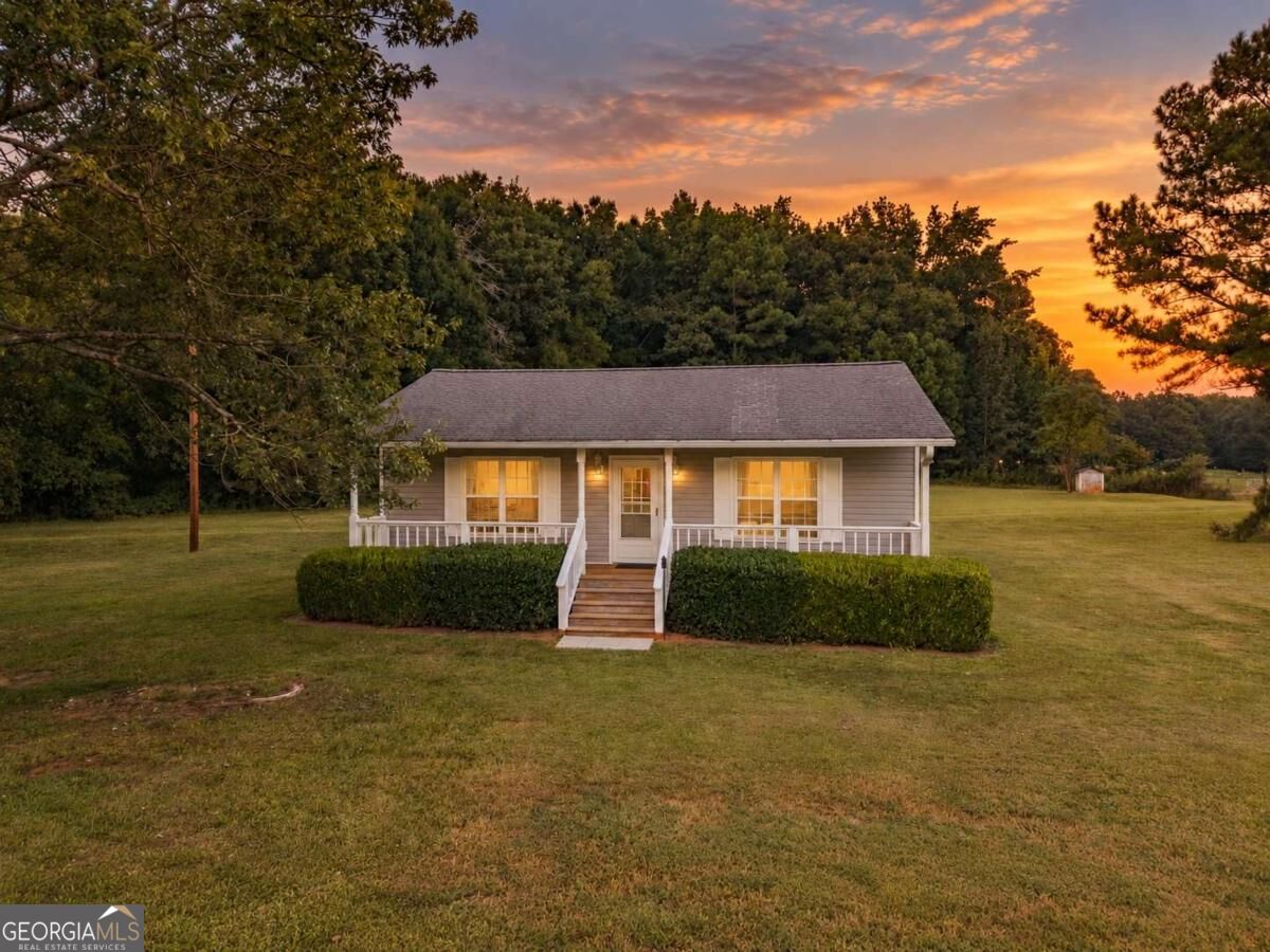 984 Arnoldsville Road