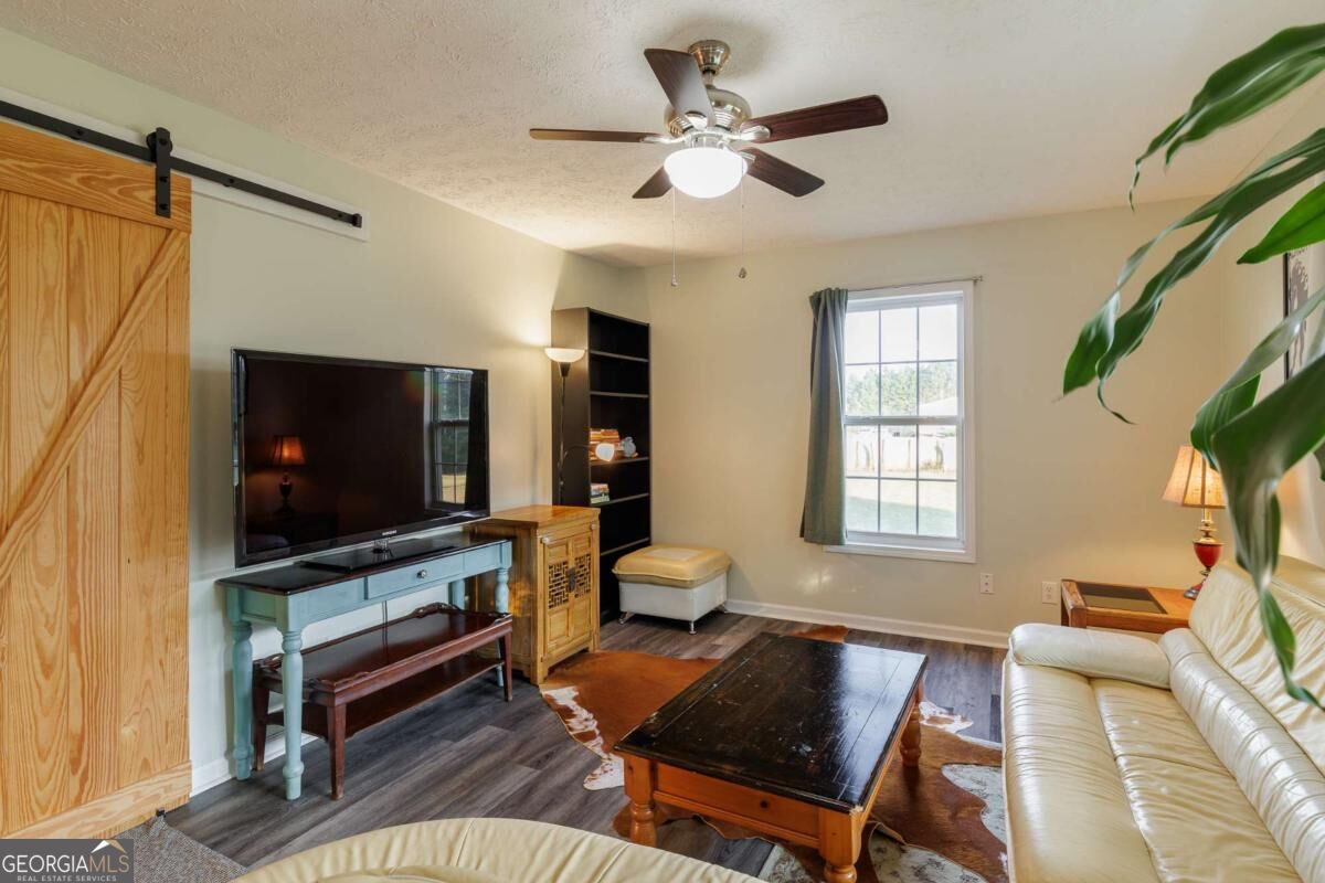984 Arnoldsville Road