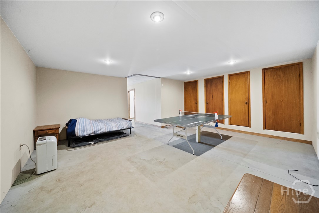 78 View Point Place