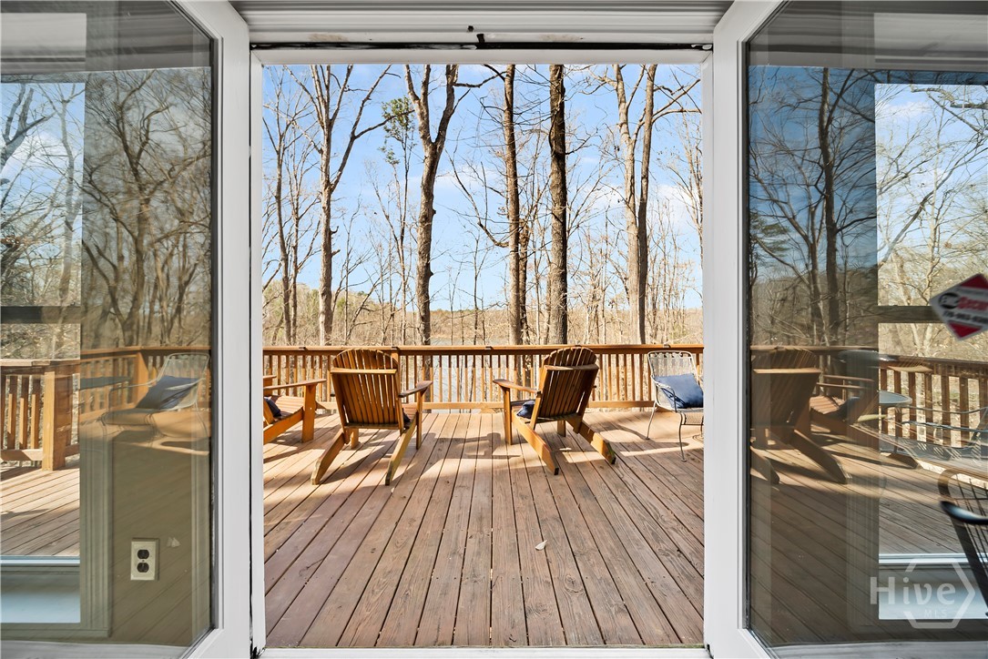 78 View Point Place