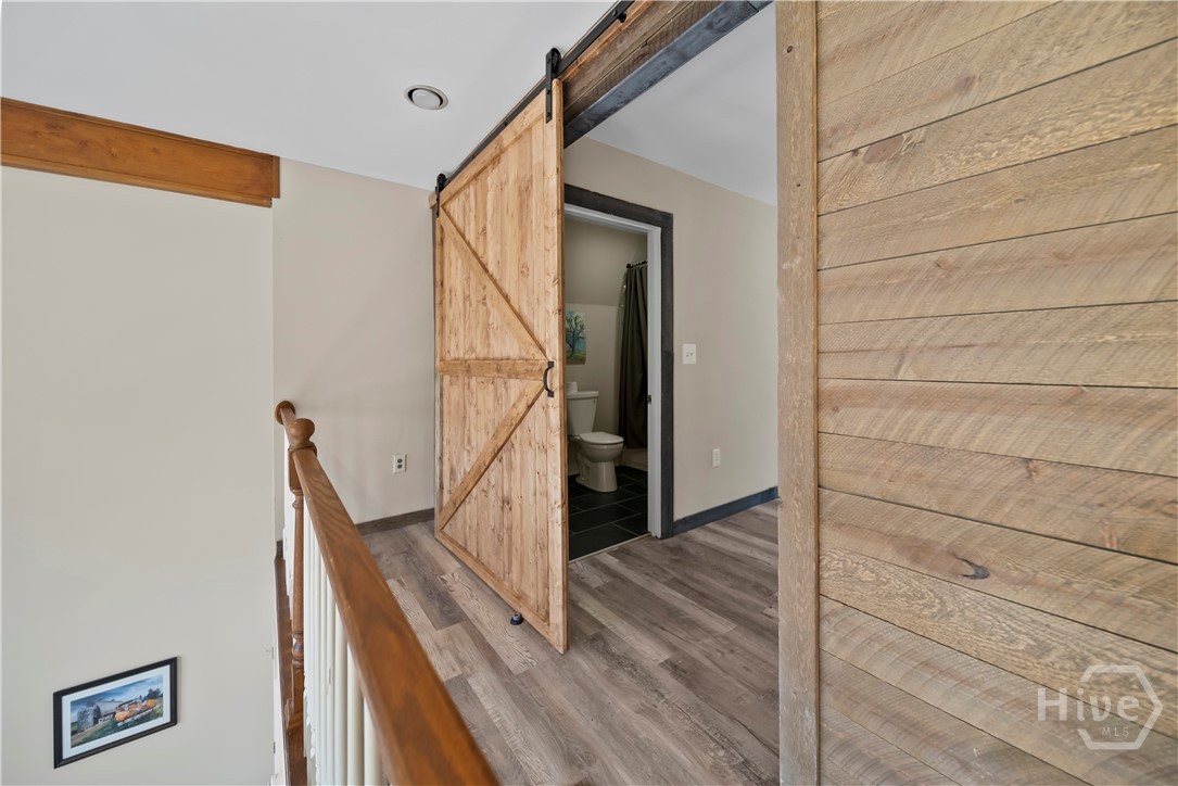 78 View Point Place