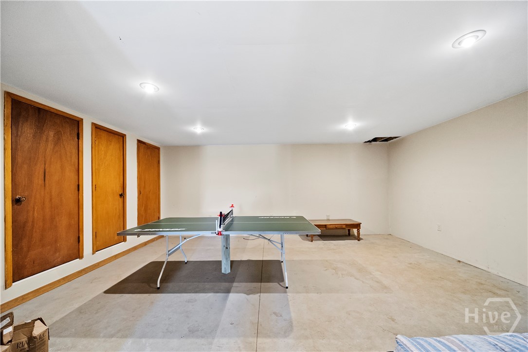 78 View Point Place