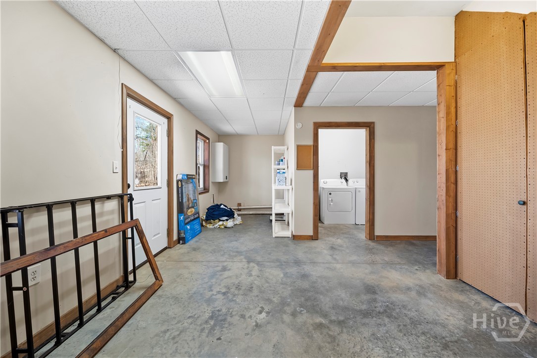 78 View Point Place