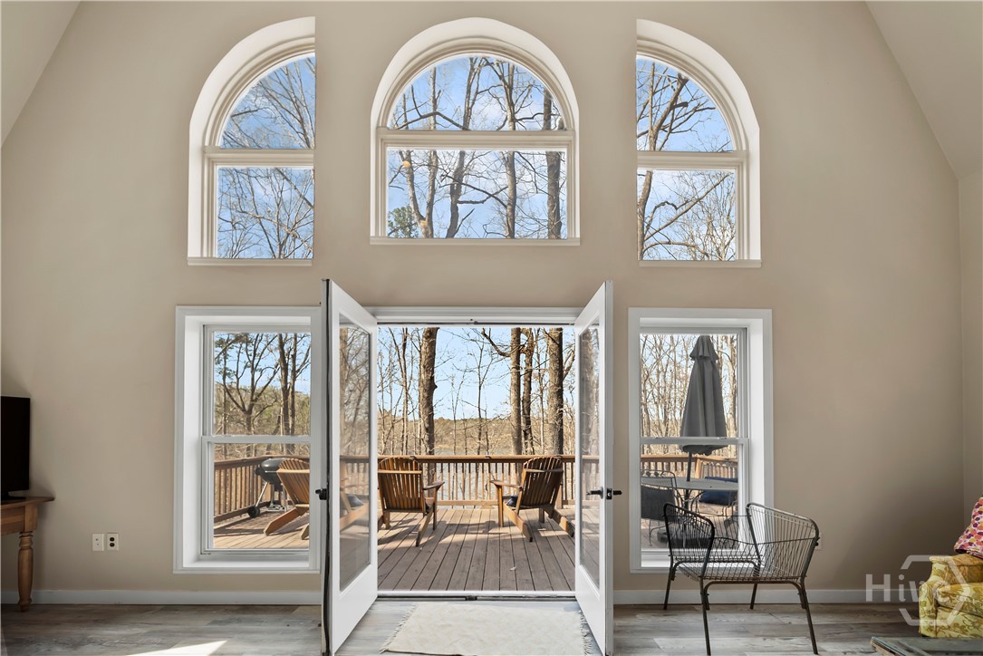 78 View Point Place