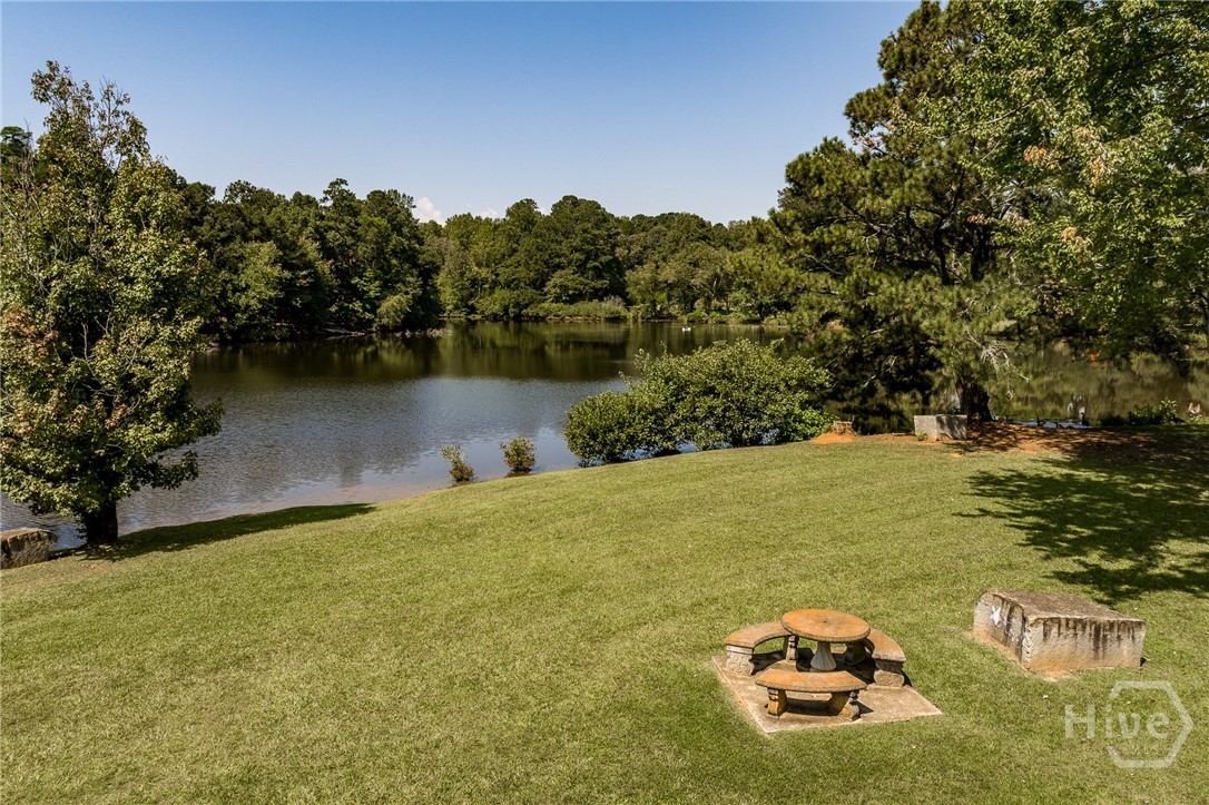 283 Lake Vista Way