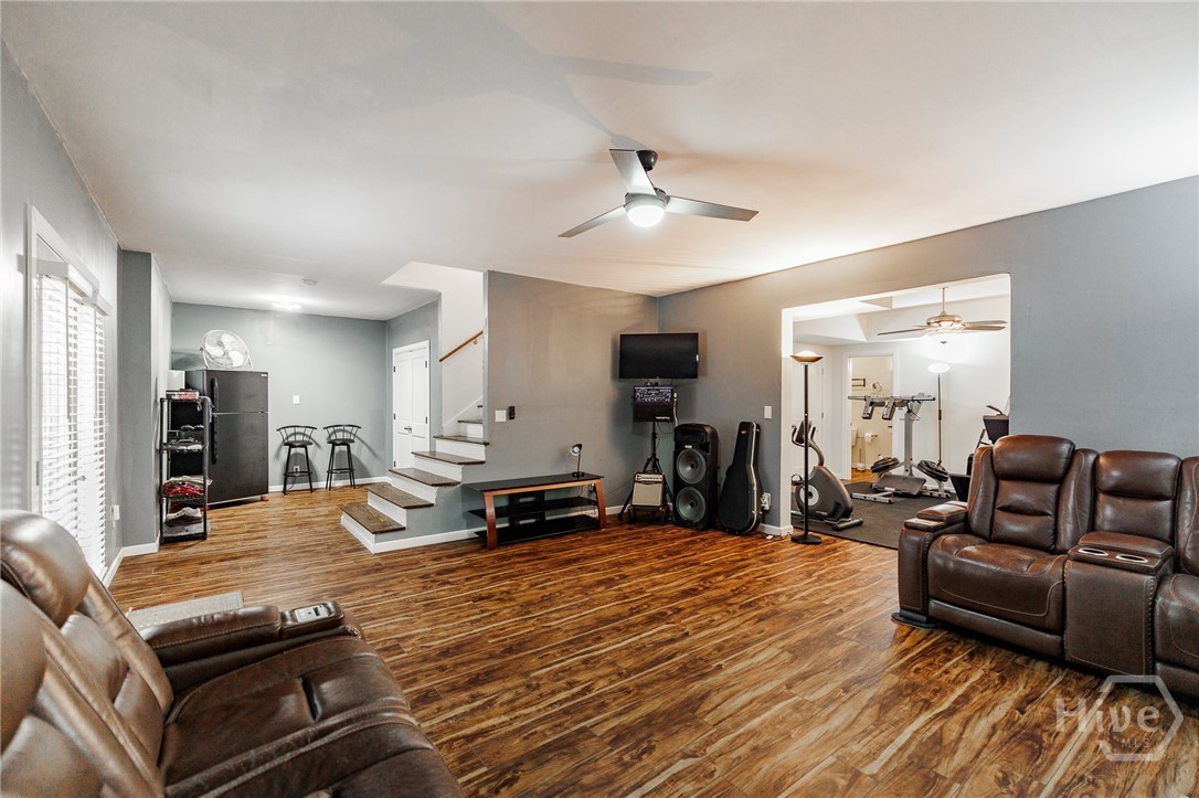 283 Lake Vista Way
